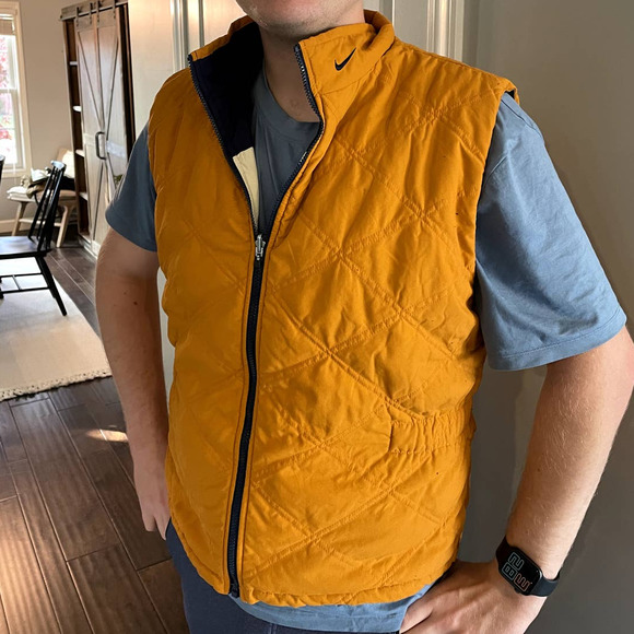 NIKE Vintage Reversible Quilted Vest in White/Orange in Men's Size Medium - Picture 2 of 16